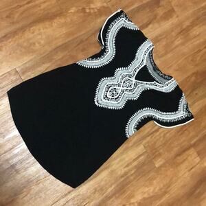 Forever 21 Black and White Embroidered Dress Size Medium